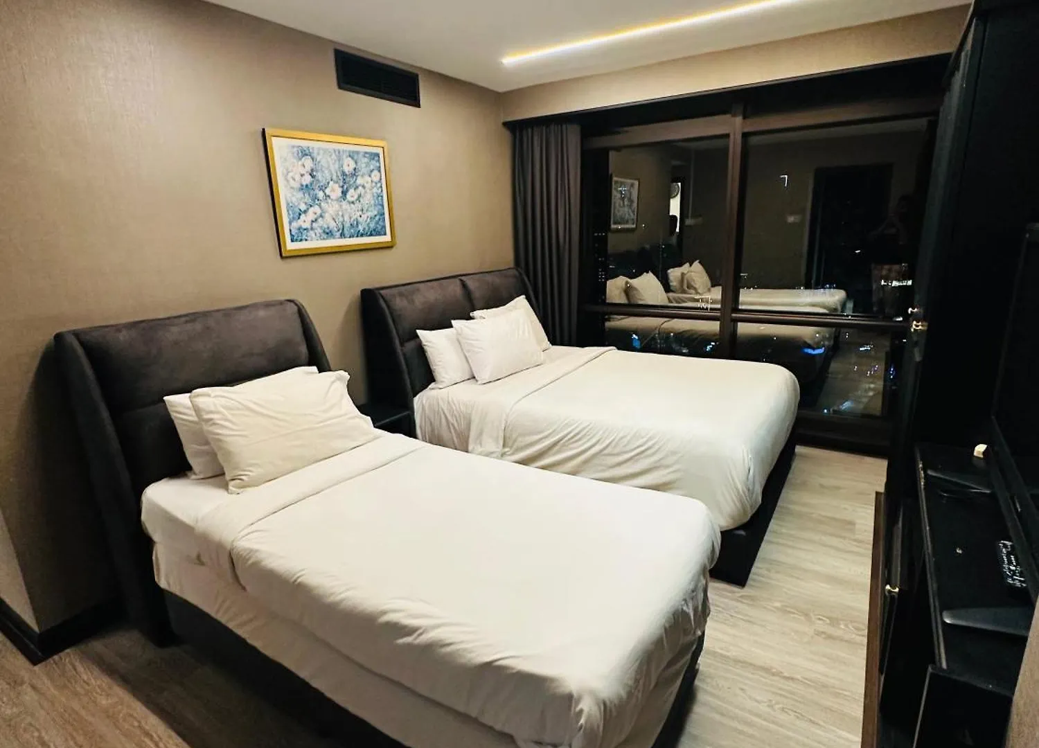 Times Square Residential Service Suite Kuala Lumpur Ma­lay­sia
